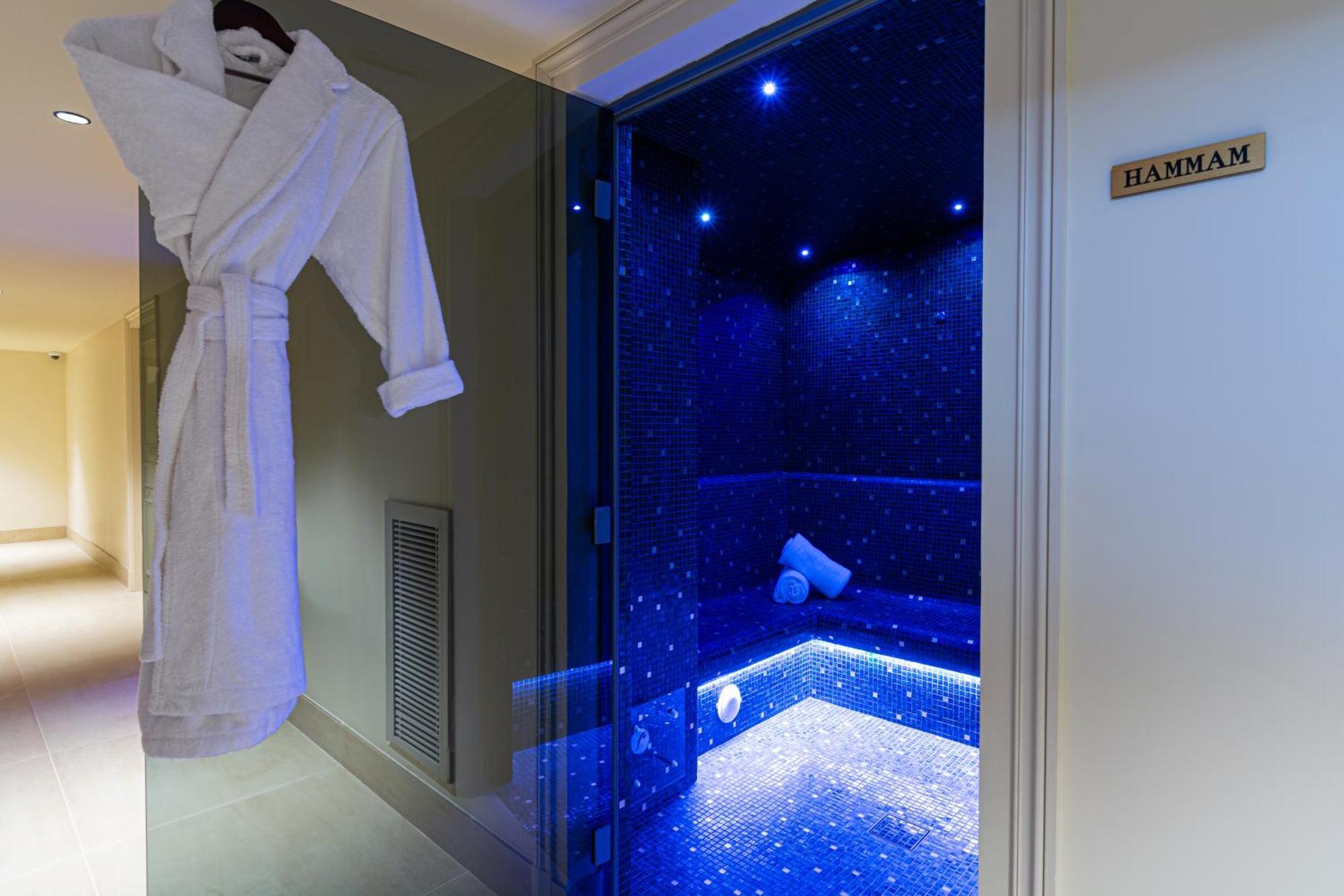Hotel & Napoleon 4*