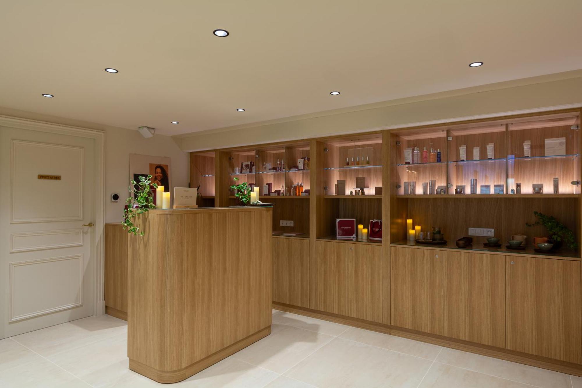 Hotel & Napoleon 4*