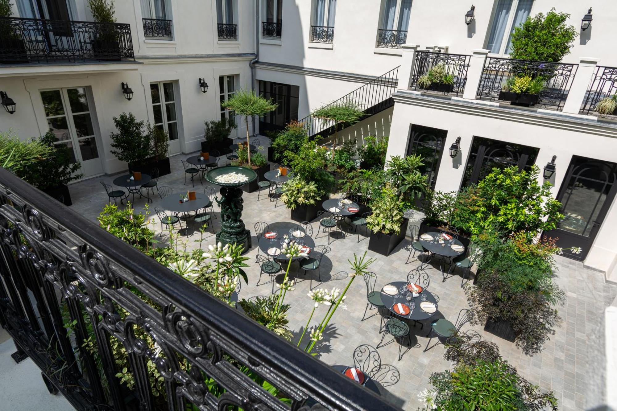 & Napoleon Hotel Fontainebleau