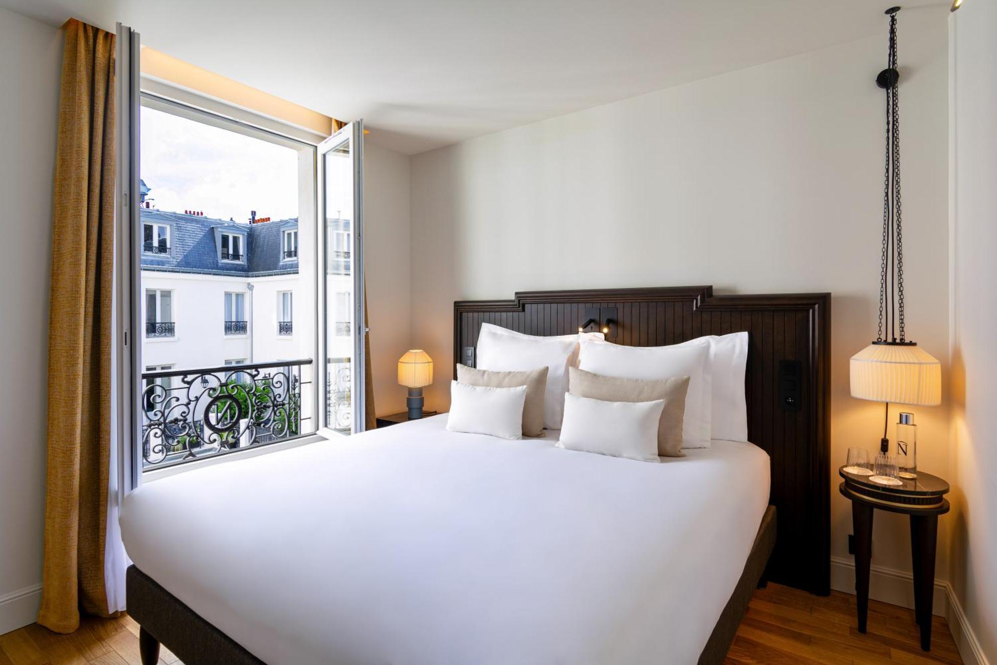 & Napoleon 4* Fontainebleau