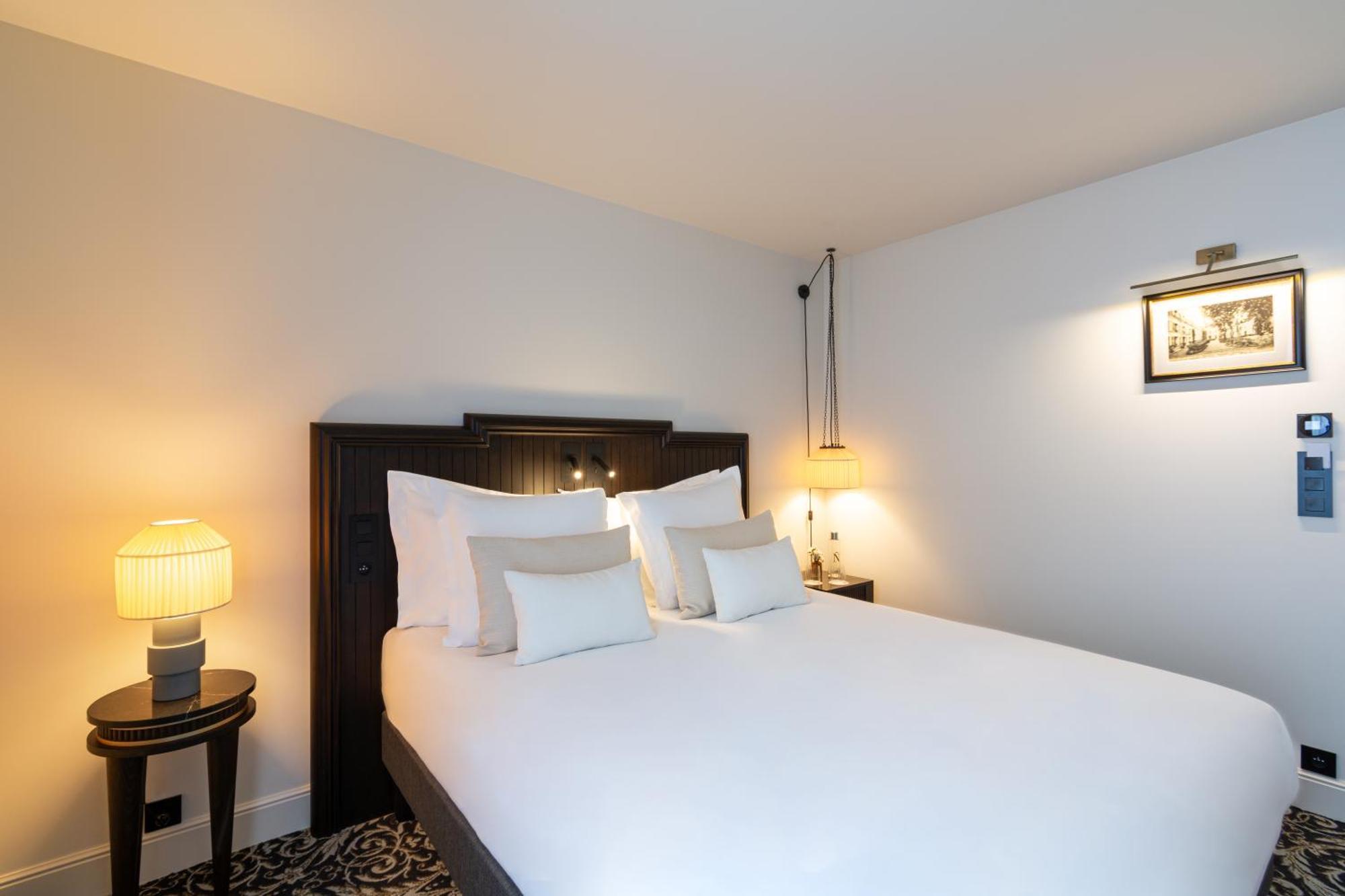 & Napoleon 4* Fontainebleau